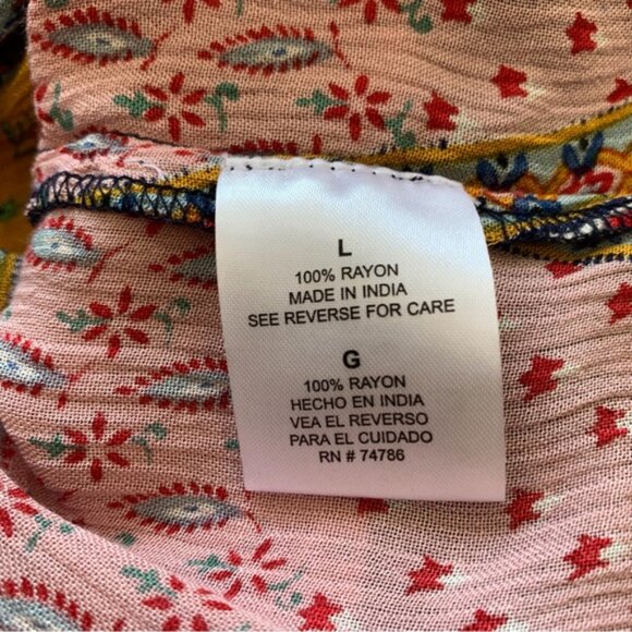 PATRONS OF PEACE PAISLEY PATCHWORK SHORT SLEEVE TUNIC TANK WITH TUSSLES - Picture 8 of 9